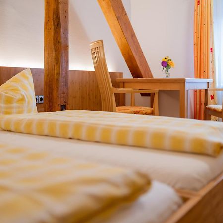 Gasthaus-Pension Zum Kreuz Stuhlingen Extérieur photo