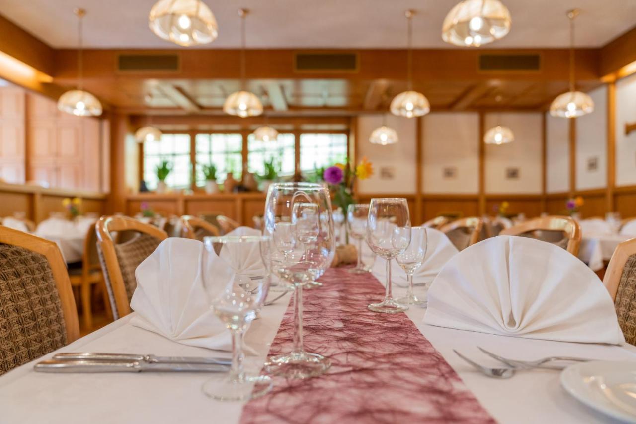 Gasthaus-Pension Zum Kreuz Stuhlingen Extérieur photo